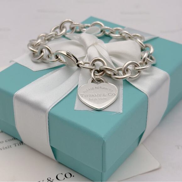 Tiffany & Co. Return to Tiffany Heart Tag Charm Bracelet Sterling Silver 925 Box - Picture 9 of 14
